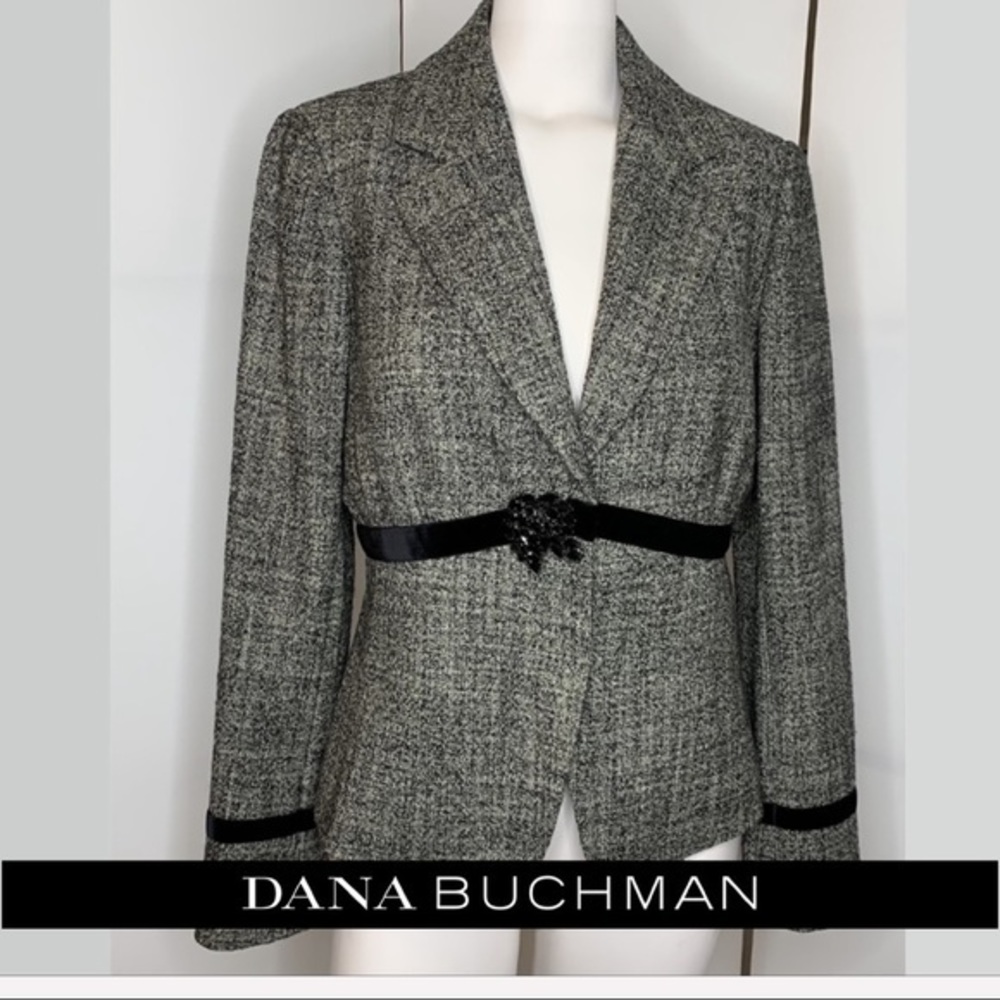 Dana Buchman Grey & Black Blazer w/ Brooch Size 4